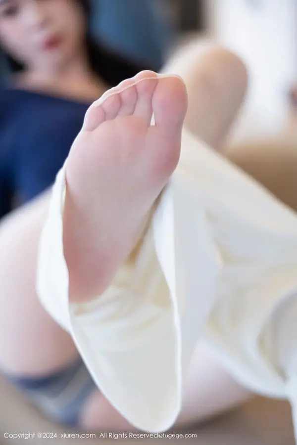 Vol. 09355 梦心玥(84P)