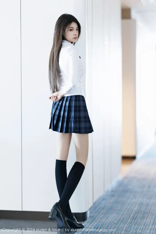 Vol. 09682 初梦瑶(92P)